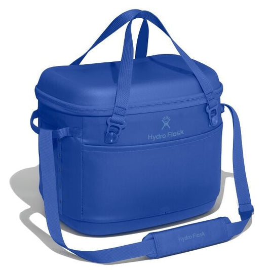 carryouttm-soft-cooler-30-l-i2 cpco382_carryout_cooler_30l_capri_blue_angled_1.jpg