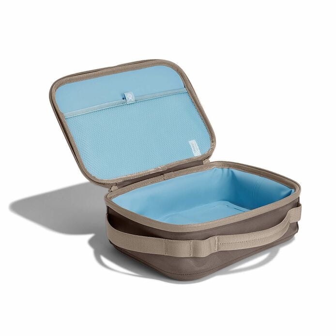 5-l-carry-outtm-lunch-box-w0 lbox217_5lcarryoutlunchbox_sandpiper_angled.jpg