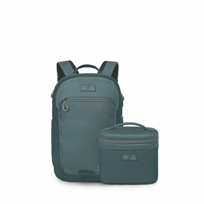 osprey-axis-x-hydro-flask-campus-essentials-bundle-y2 ospreyaxis_hydroflask5l_lunch_bag_f25_front_cascade_10007249.jpg