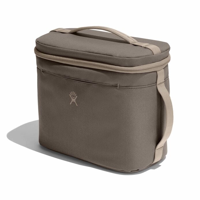 8-l-insulated-lunch-bag-f5 sl8217_8linsulatedlunchbag_sandpiper_angled.jpg